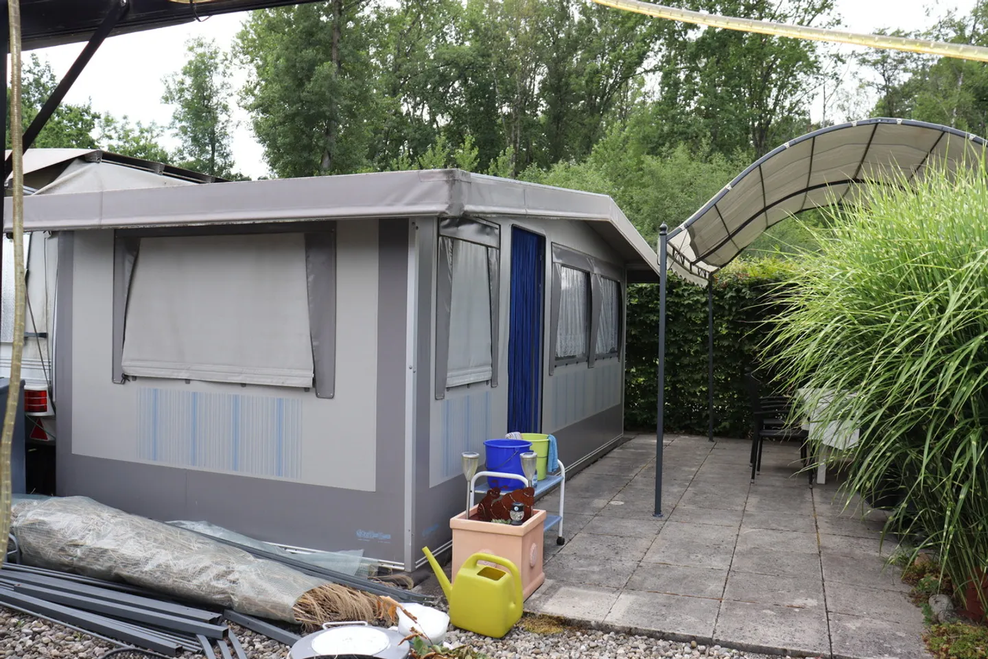 Charming Caravan Near Lake Neuchâtel - Photo 1 of 8