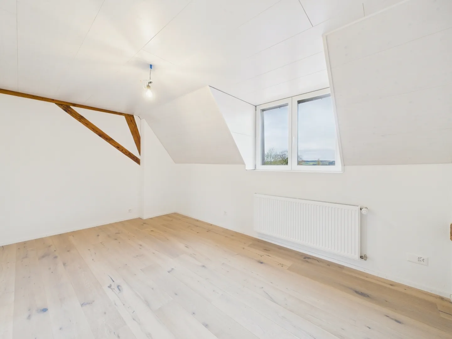 Exclusive 6.5-room maisonette apartment in Bettlach - First occupancy after renovation - Photo 6 of 13