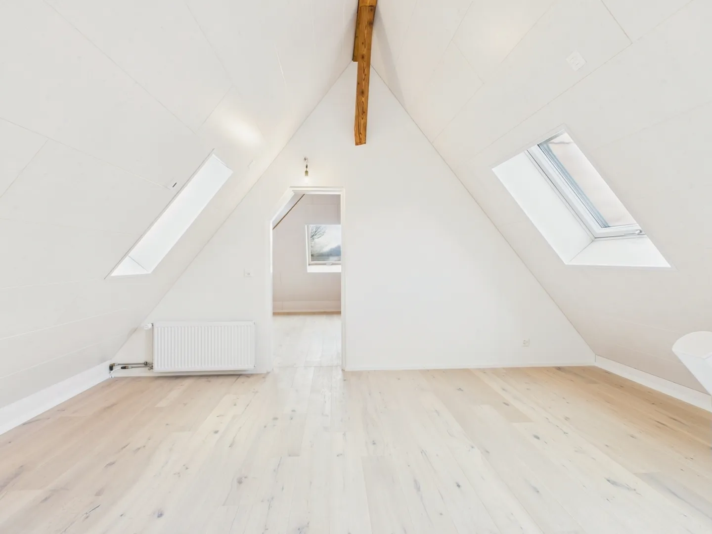 Exclusive 6.5-room maisonette apartment in Bettlach - First occupancy after renovation - Photo 7 of 13