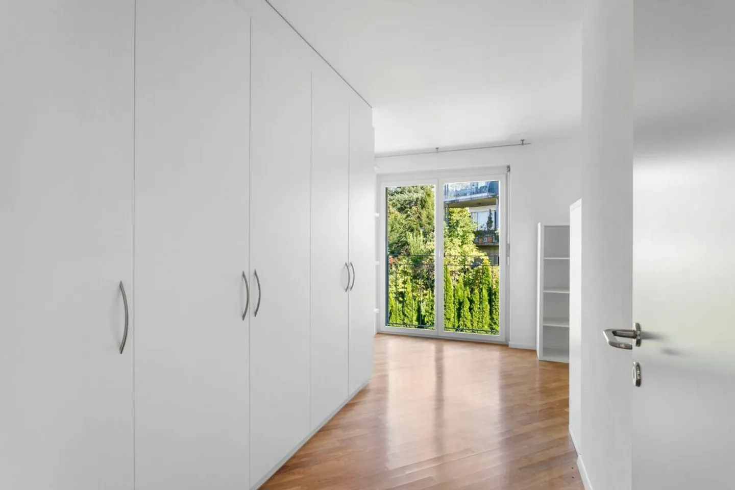 Villa con vista mozzafiato sul lago e piscina all'aperto - Foto 24 di 30