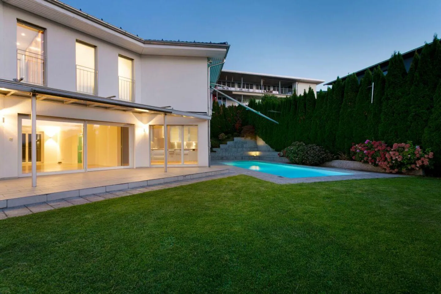 Villa con vista mozzafiato sul lago e piscina all'aperto - Foto 19 di 30