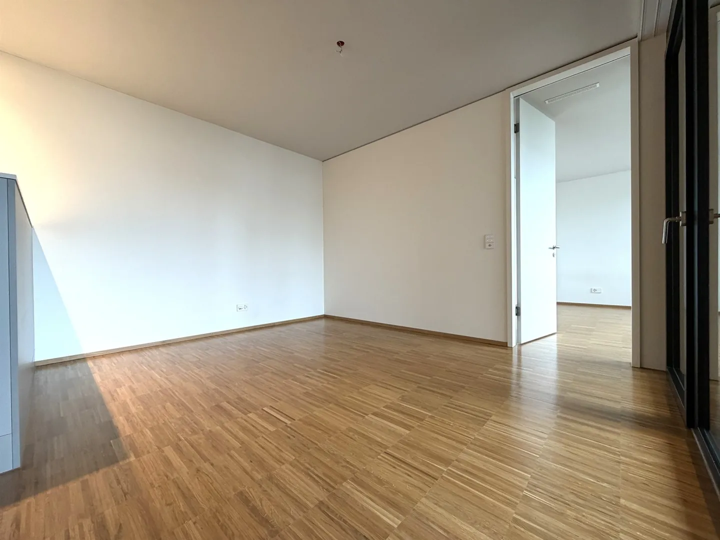 Modernes Apartment in Zürich - Foto 2 von 10