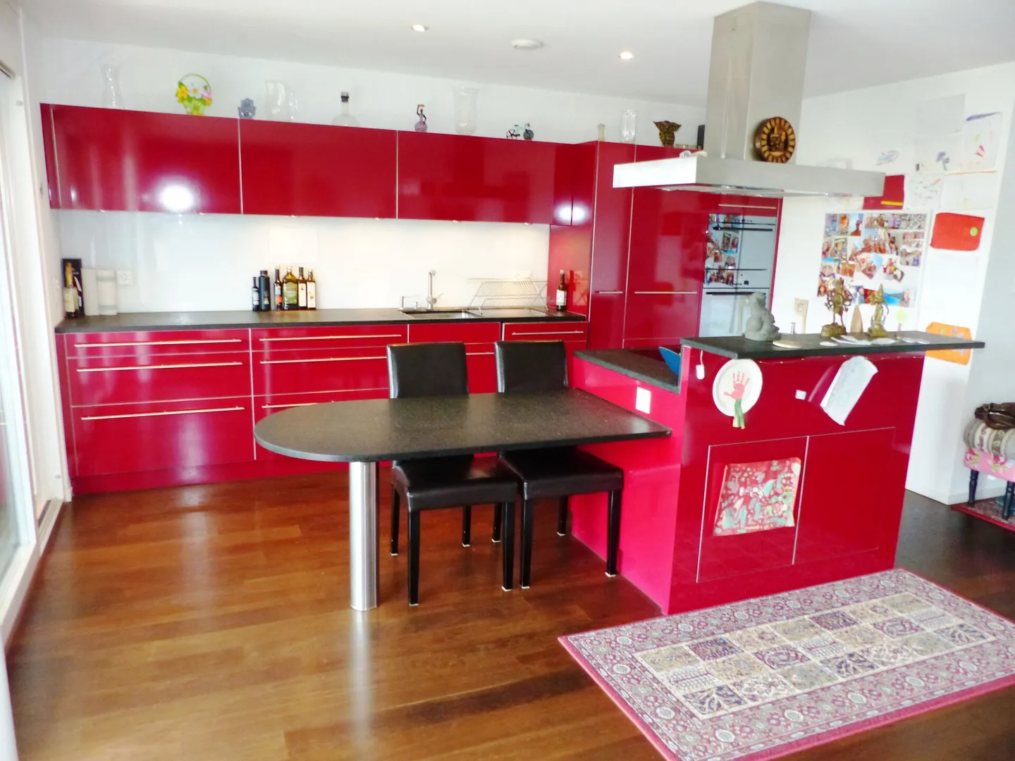 Condominio moderno e di alta qualità di 3,5 stanze in una posizione privilegiata - Foto 3 di 18