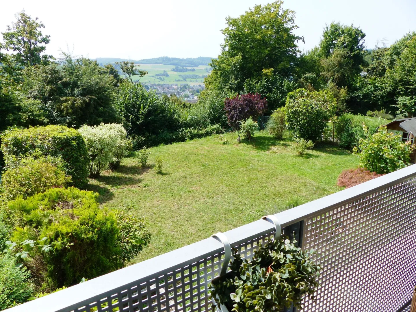 Condominio moderno e di alta qualità di 3,5 stanze in una posizione privilegiata - Foto 7 di 18