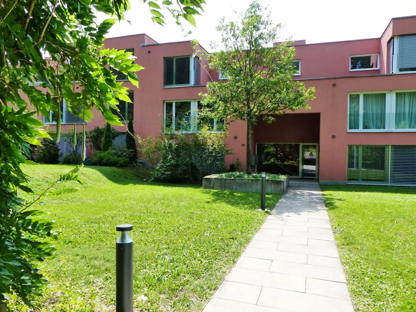 Condominio moderno e di alta qualità di 3,5 stanze in una posizione privilegiata - Foto 18 di 18