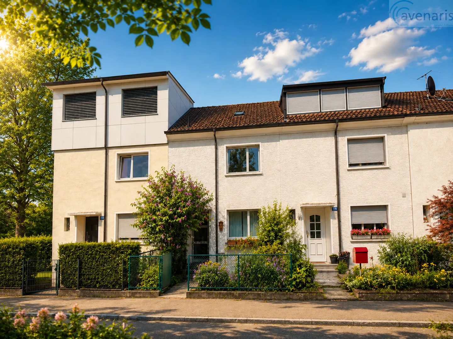 Charmantes Reihenmittelhaus mit Potenzial - Foto 1 von 19