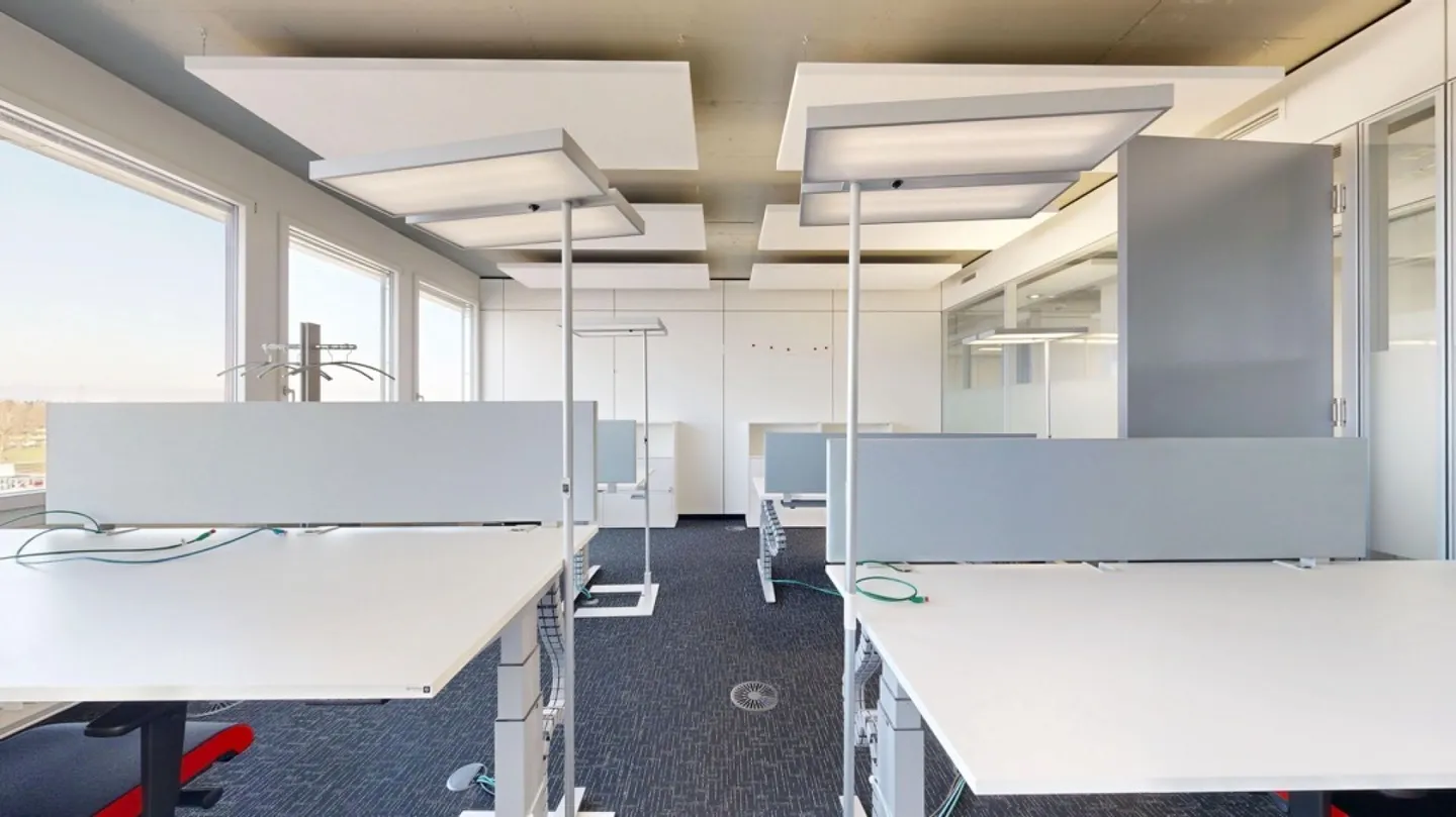 904 m2 Commercial/Office Space - Photo 7 of 13