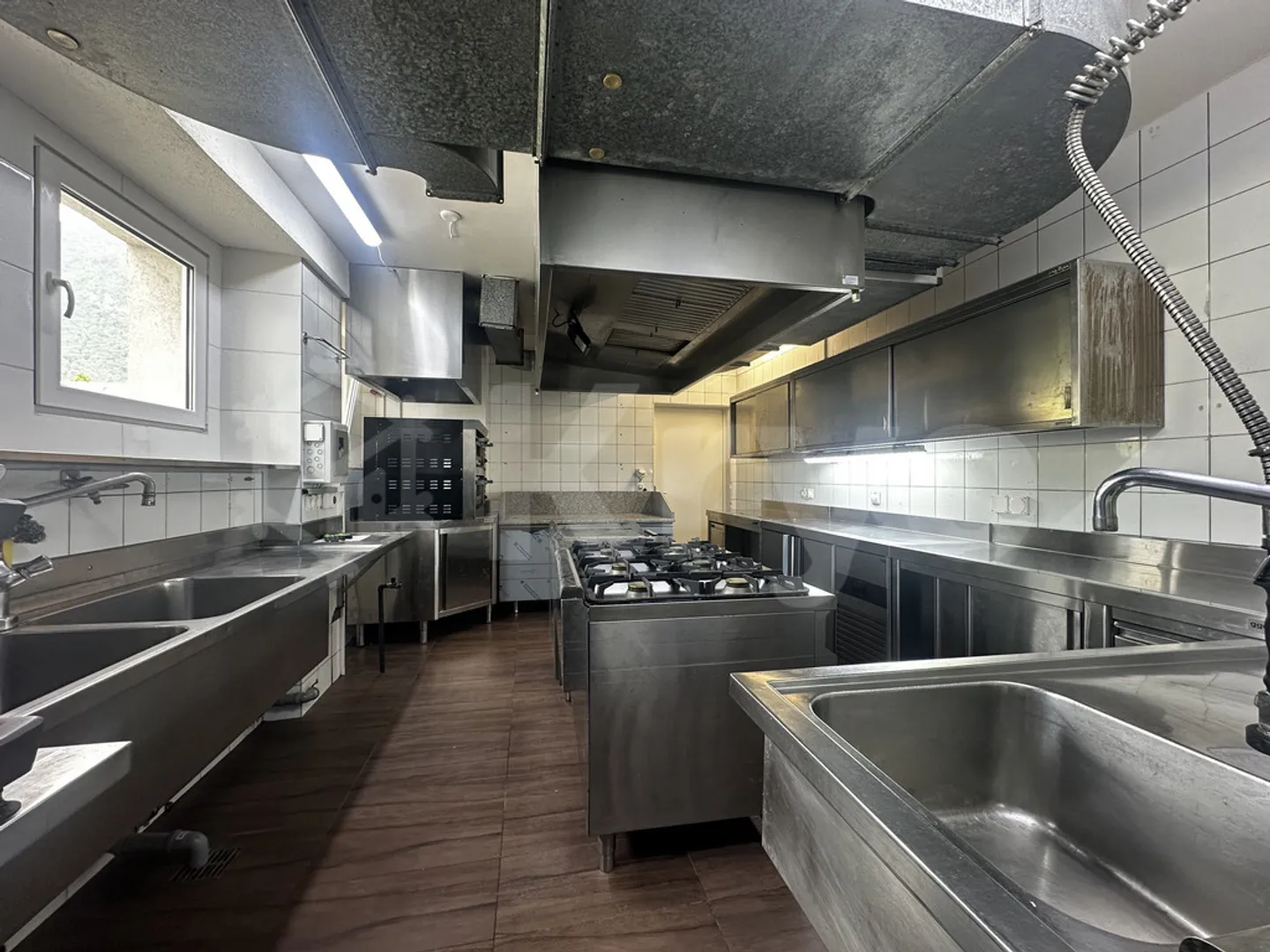 Spazio commerciale in affitto (ristorante) - 1 mese di affitto netto offerto - Foto 5 di 10