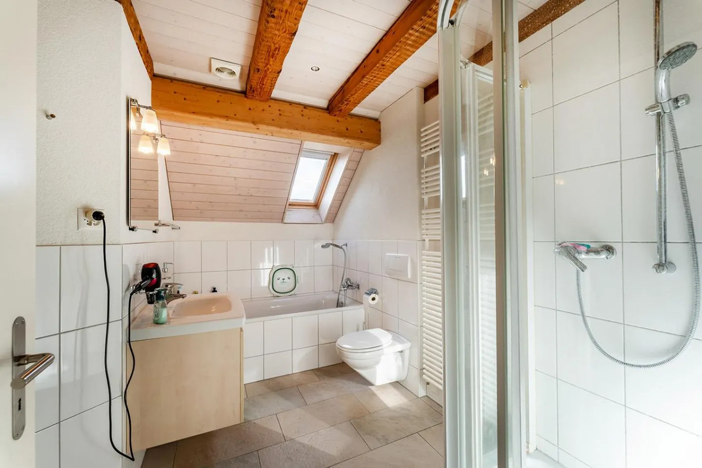 Une maison pour arriver et se sentir bien - Photo 10 sur 12