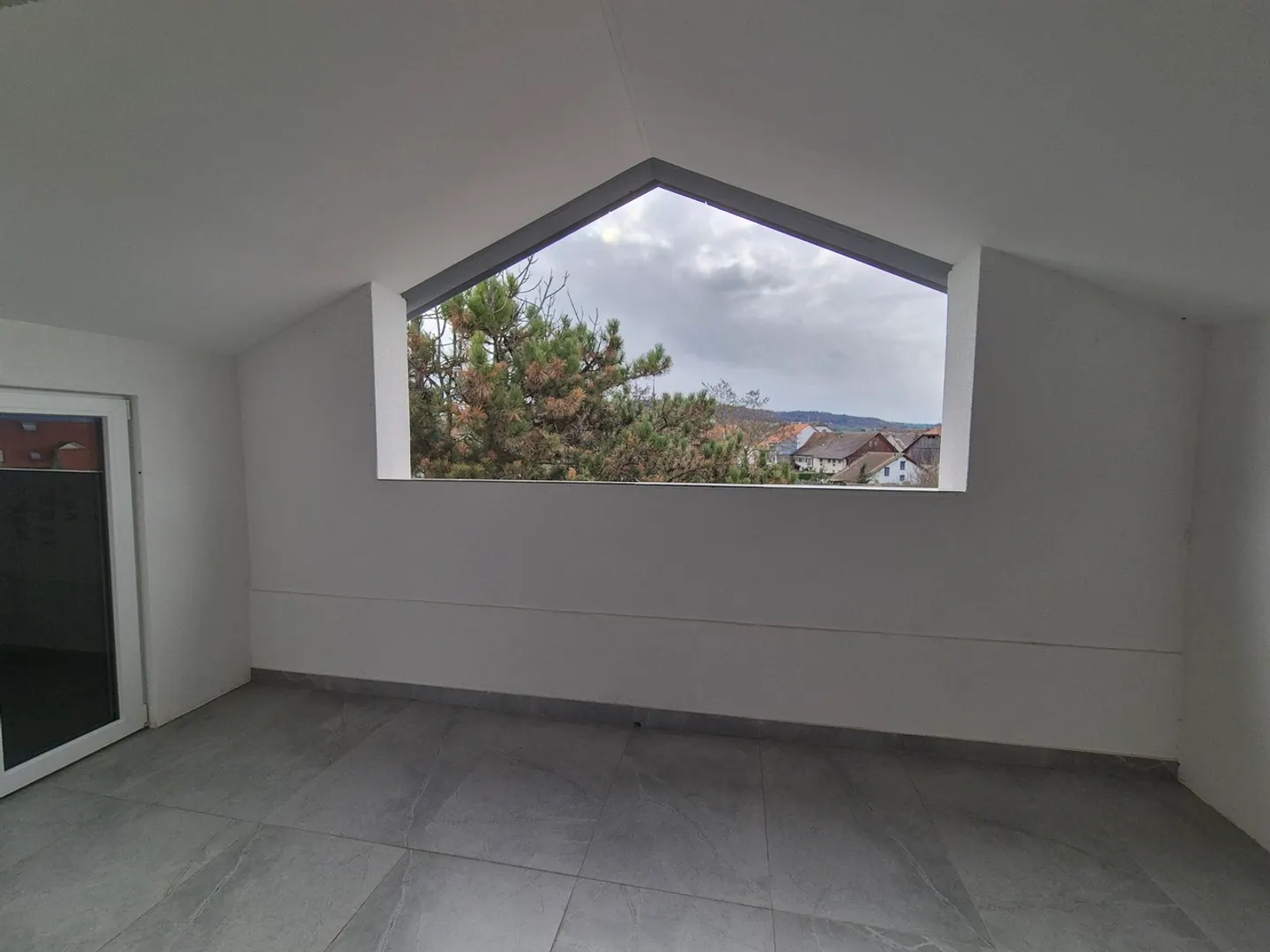 Modern Loft with Balcony View - Photo 6 of 9