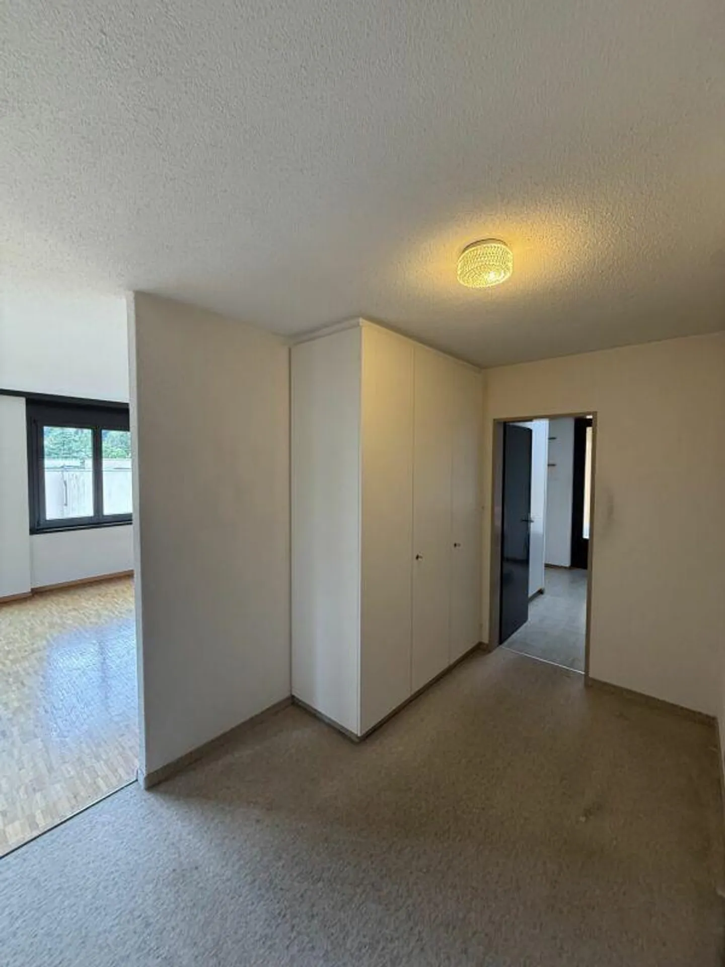 Looking for a temporary home? - Photo 5 of 16