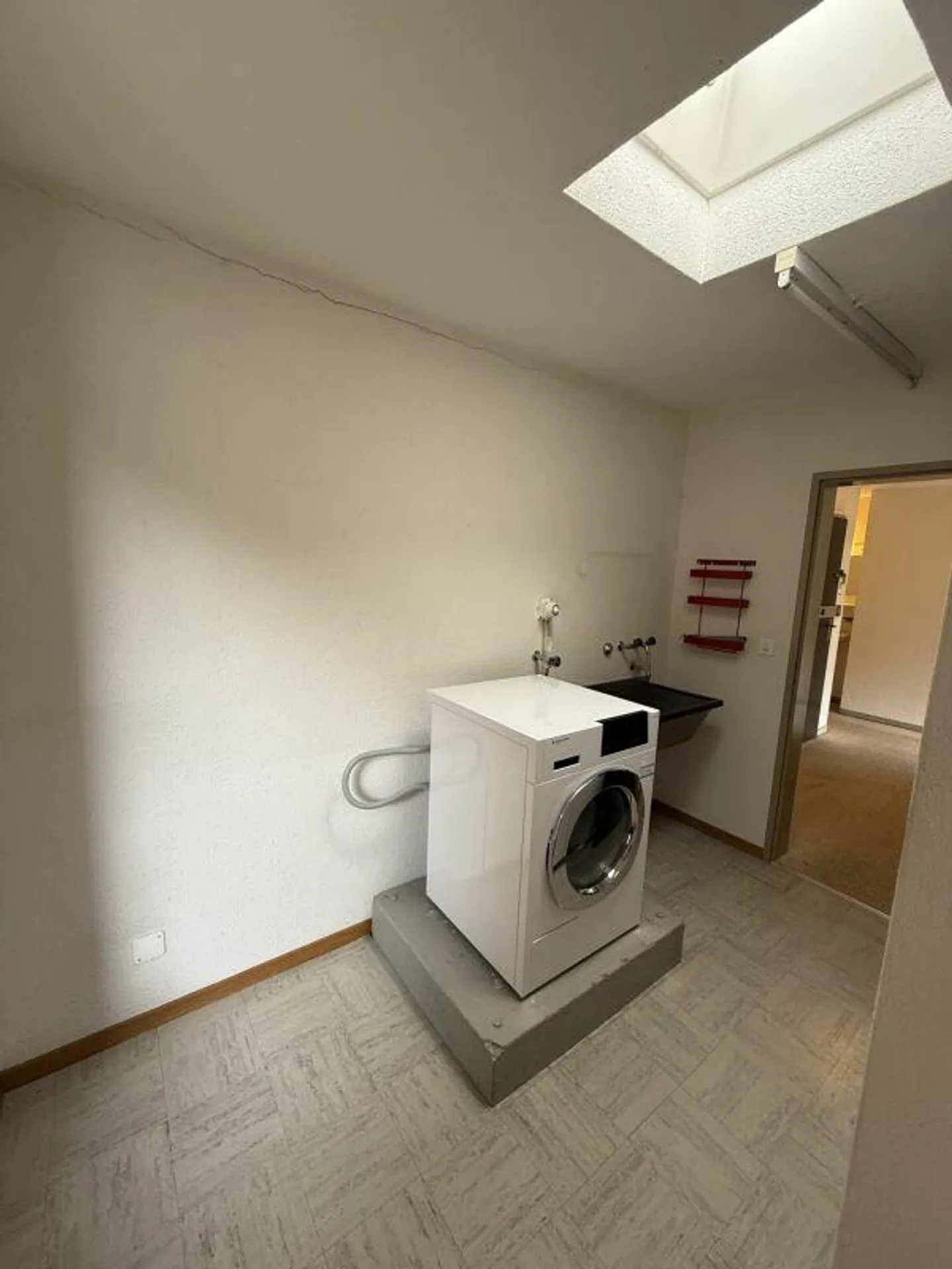 Looking for a temporary home? - Photo 13 of 16