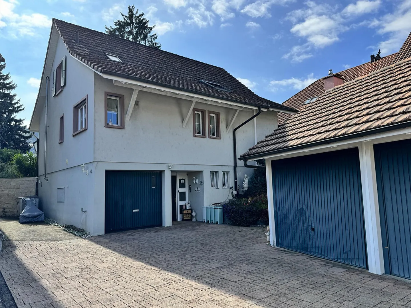 Standard Élevé - Une Oasis de Calme au Cœur du Village - Photo 3 sur 17