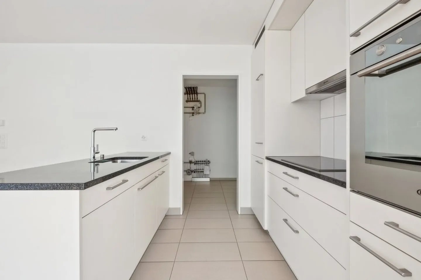 Modern 3.5-Room Apartment - Photo 6 of 9