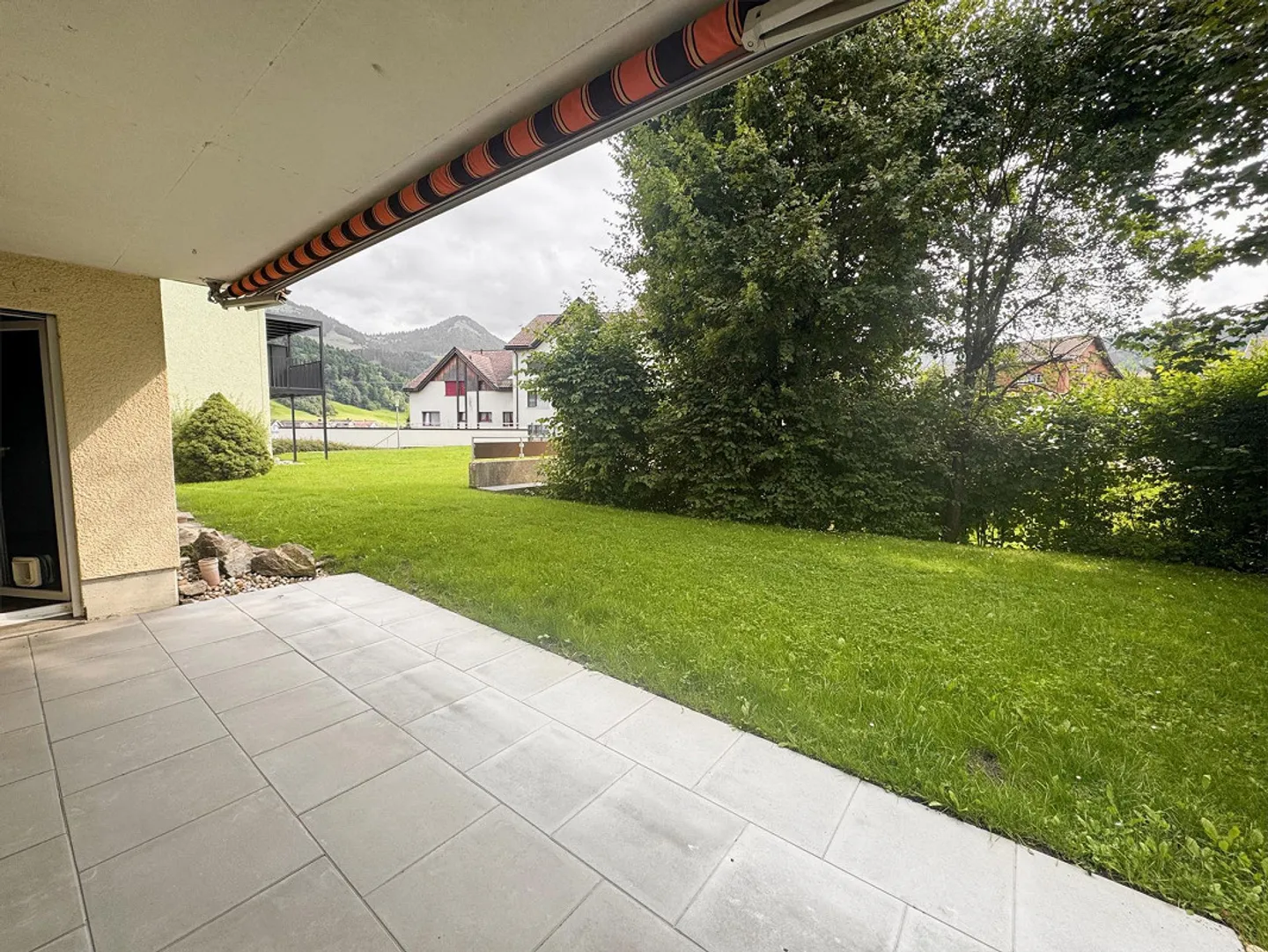Charmante 4.5-Zimmerwohnung mit gemütlichem Sitzplatz - Foto 1 von 14