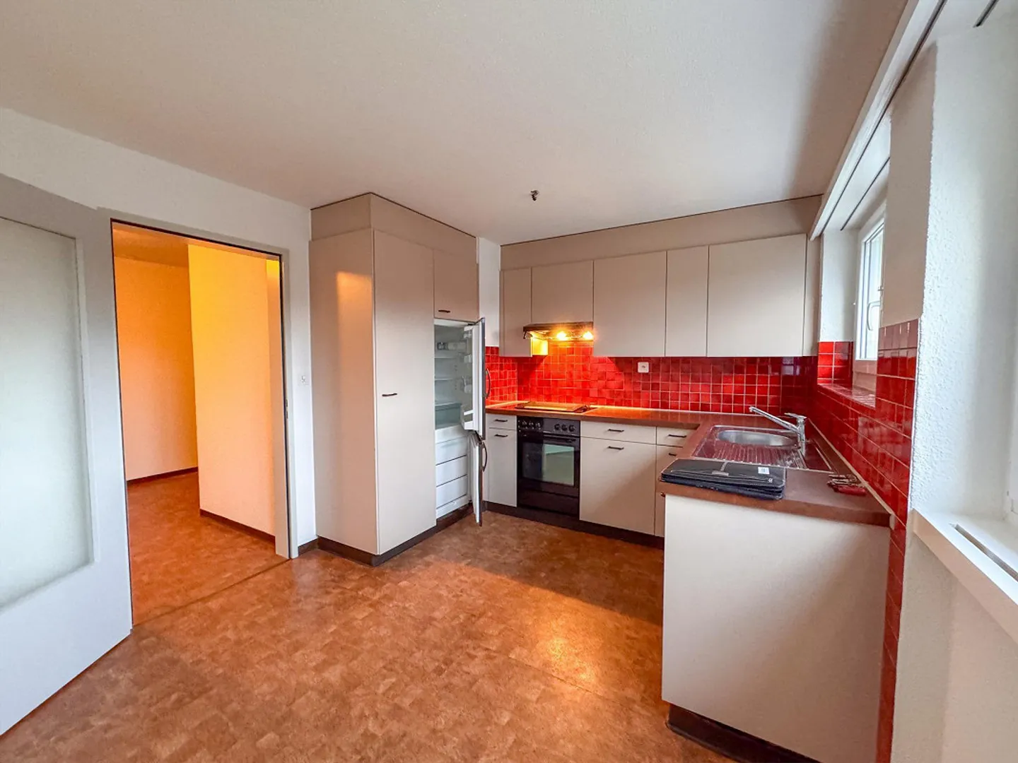Charmante 4.5-Zimmerwohnung mit gemütlichem Sitzplatz - Foto 6 von 14
