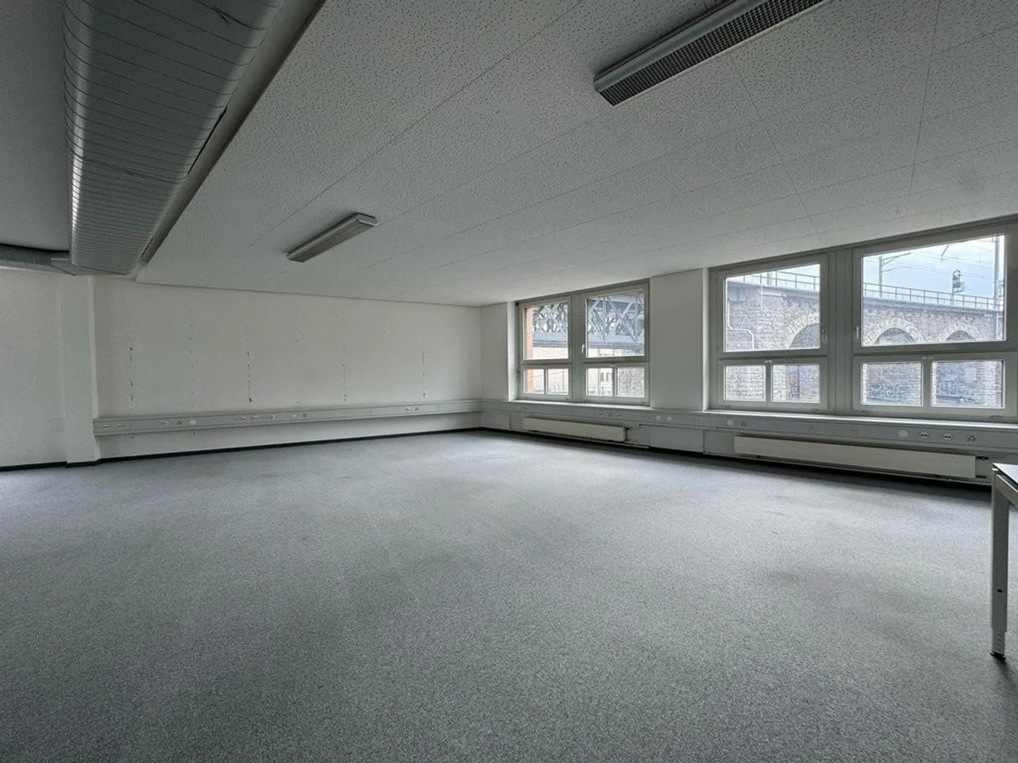 Attraktives Büro im 2. Stock - Sofort verfügbar! - Foto 6 von 7