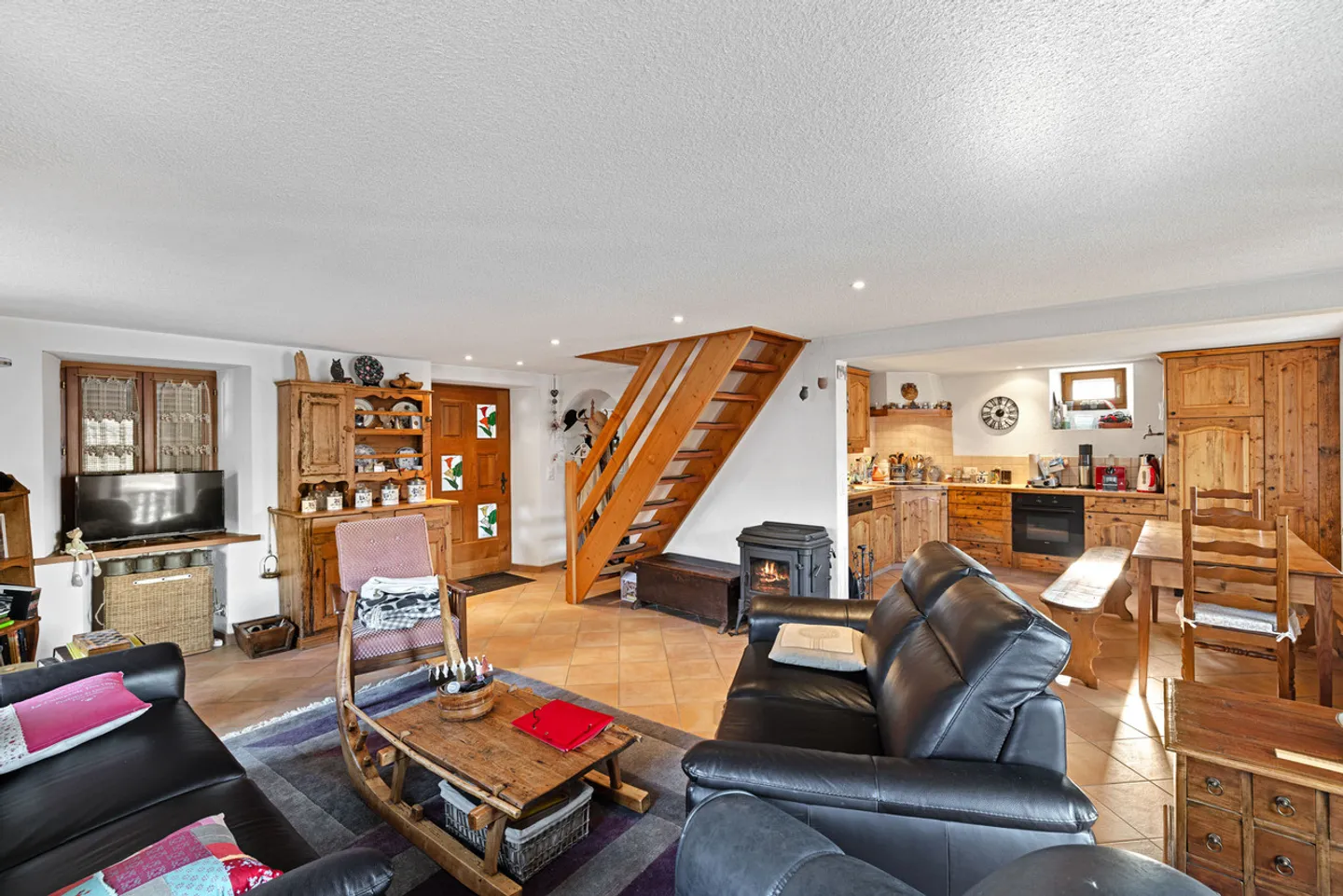 Prachtiges Duplex im Herzen des Dorfes Chalais - Foto 1 von 10