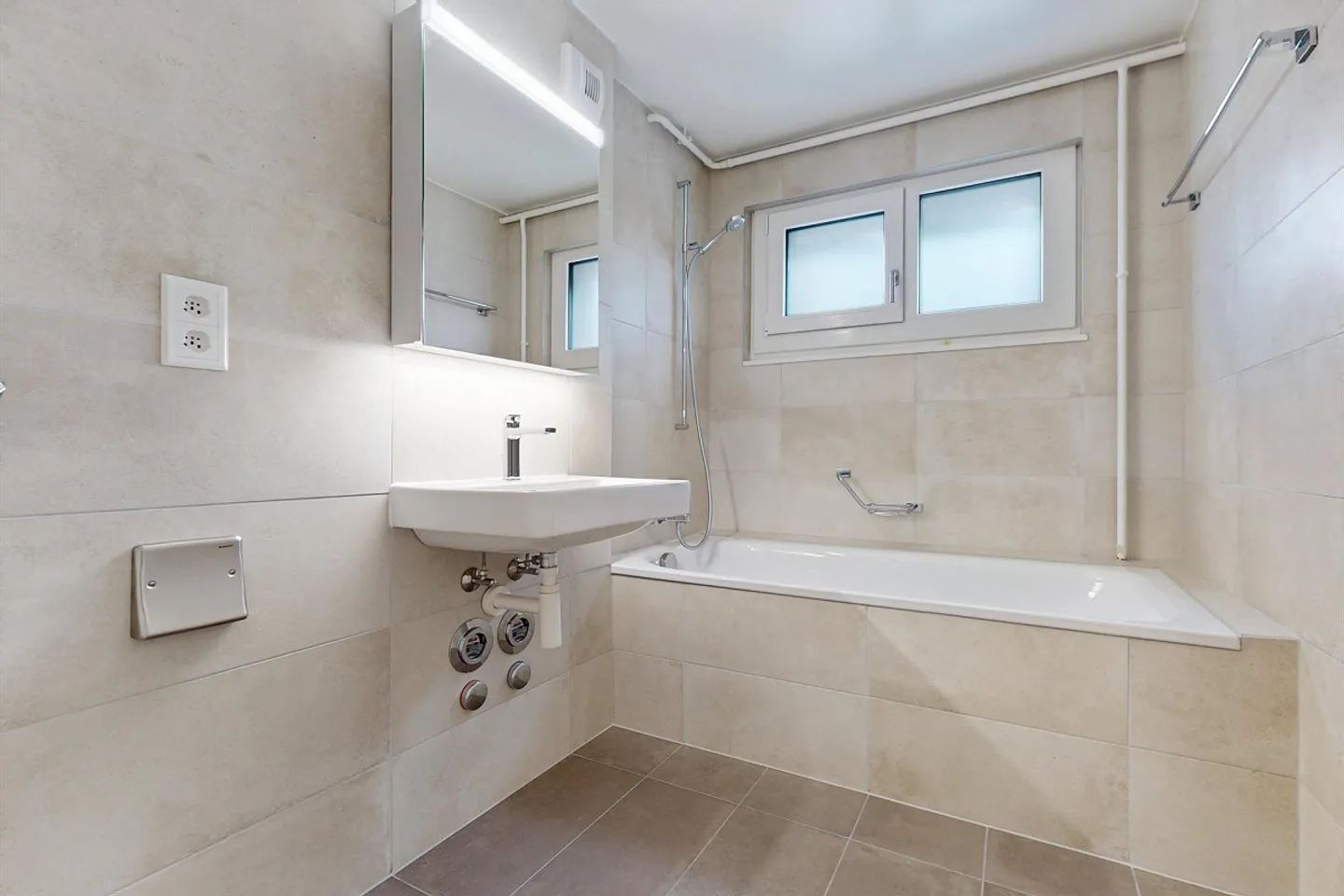 Wunderschöne Penthouse mit Panoramablick auf den See - Foto 6 von 10