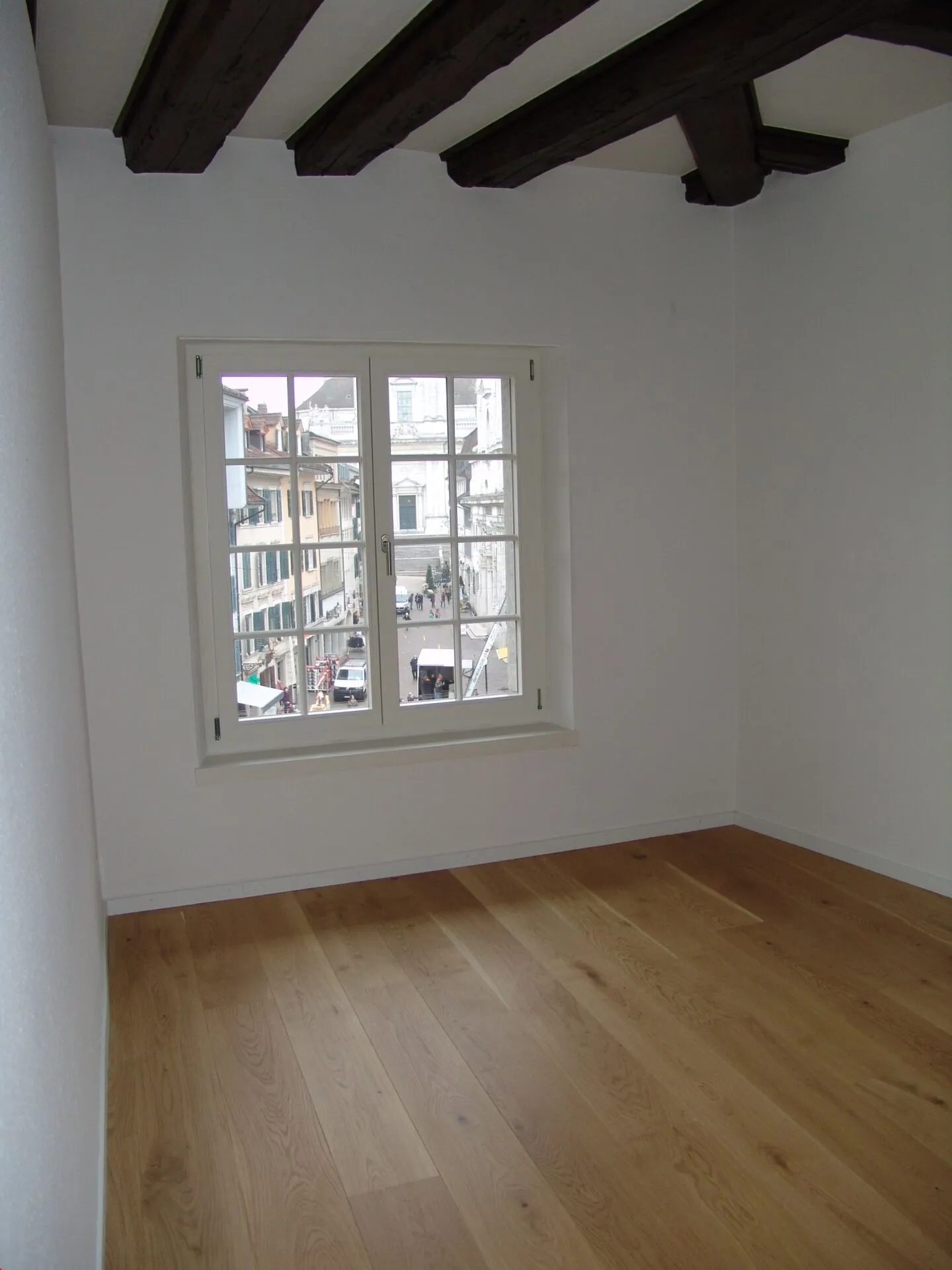 Appartamento con vista sulla cattedrale di St. Ursen - Foto 7 di 12