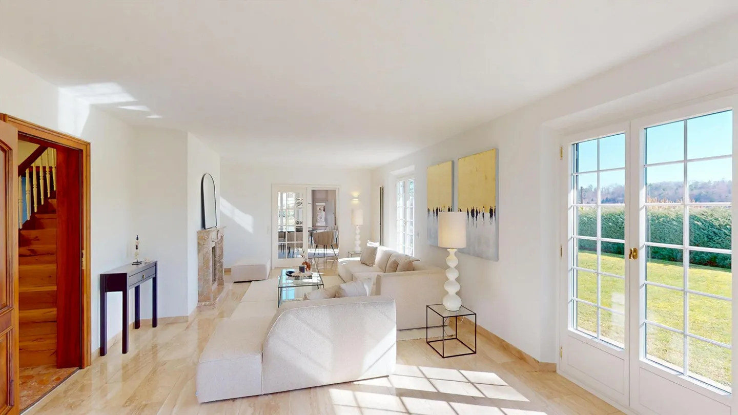 Maison de campagne idyllique avec vue panoramique, grand jardin et garage à Lupsingen - Photo 2 sur 14