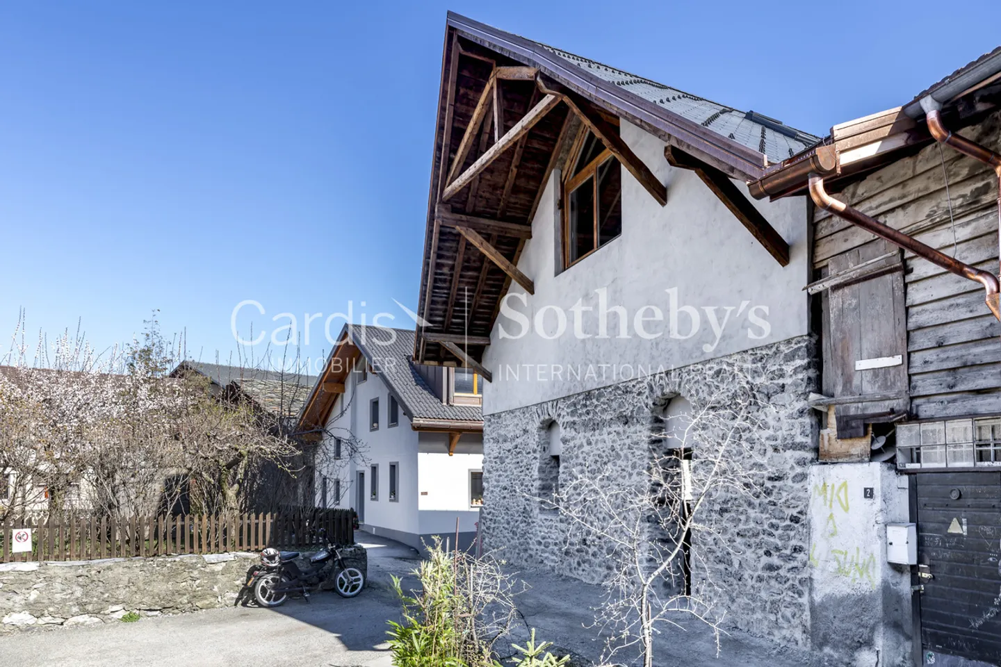 Opportunité ! Grange alliant le charme de l'ancien et du moderne ! - Photo 9 sur 9