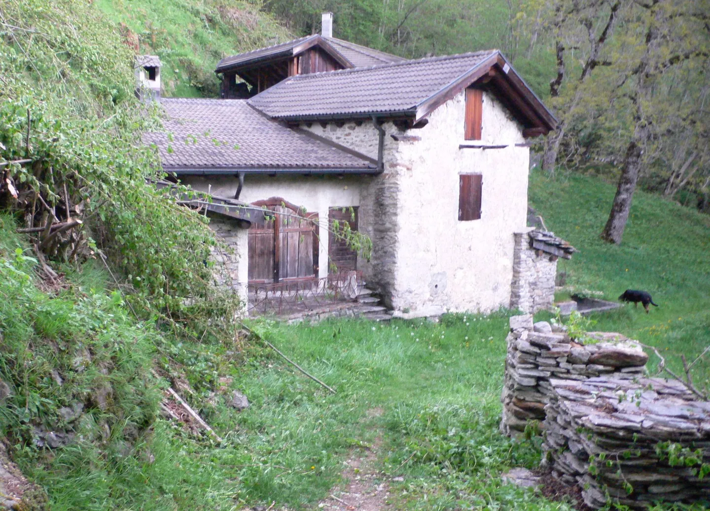 Maison romantique de 3 pièces à Rossura en tant que résidence de vacances - Photo 1 sur 16