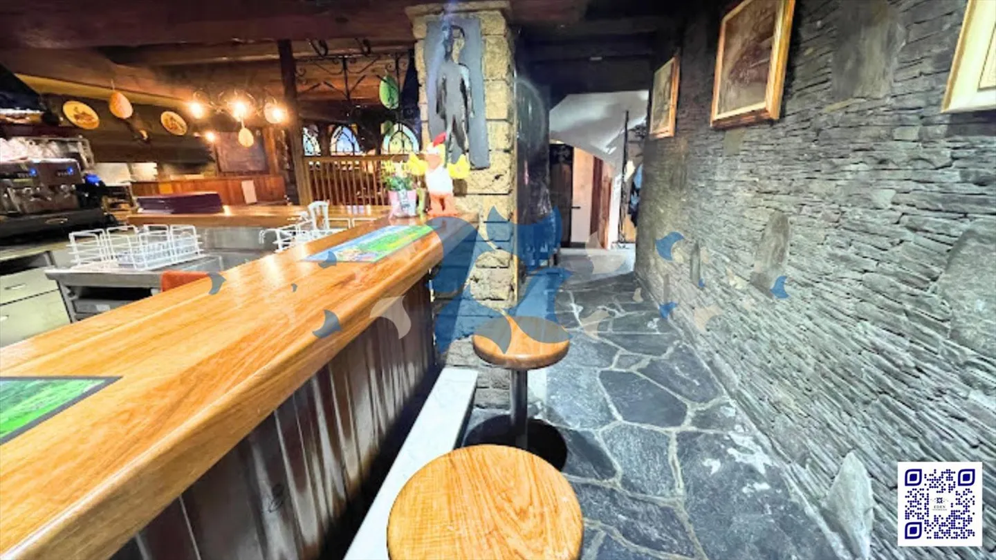 Restaurant 20 pièces - Photo 3 sur 4