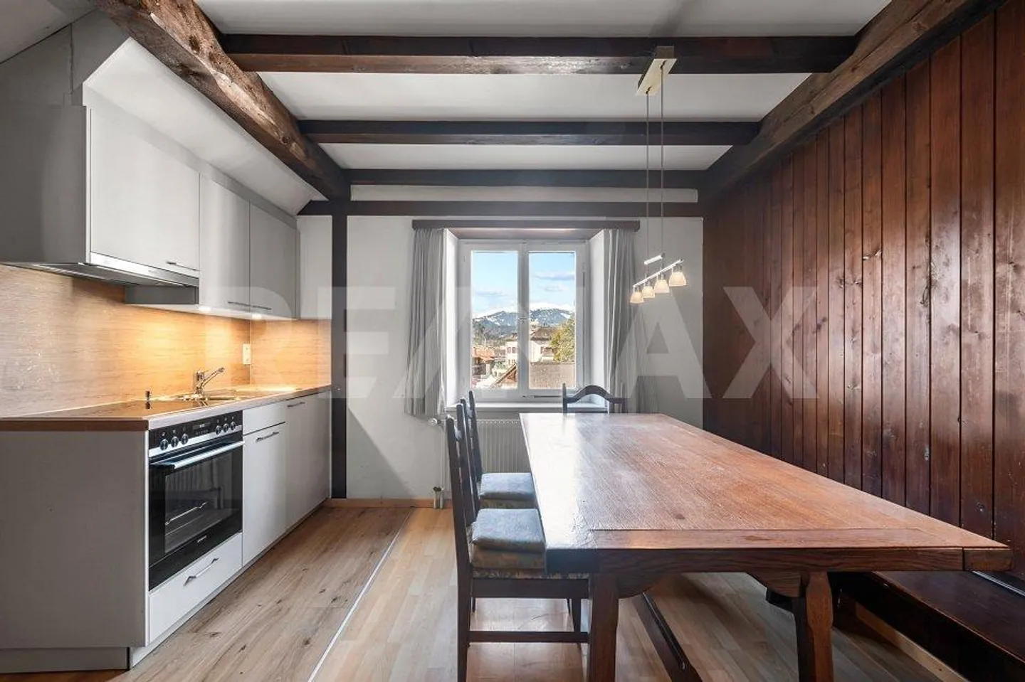 Maison historique à trois familles avec charme et potentiel - Photo 13 sur 13