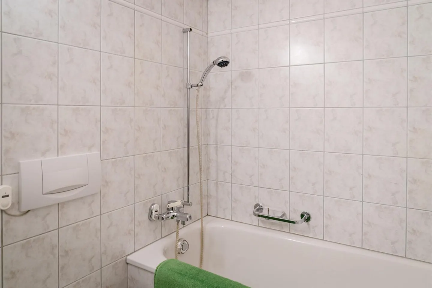Ampio appartamento 3.5 locali - Foto 4 di 7