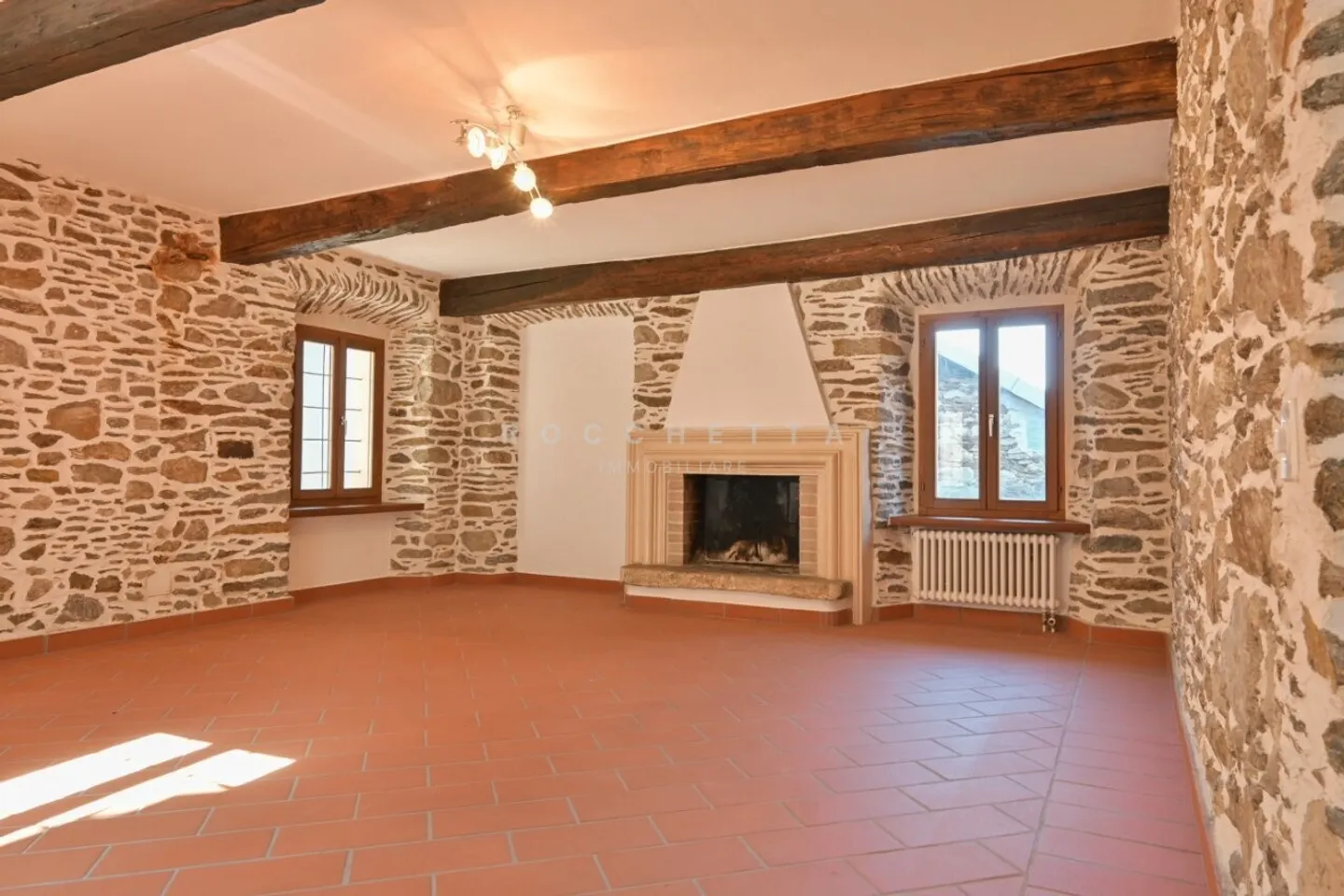 Affascinante casa ticinese con vista - Foto 7 di 15