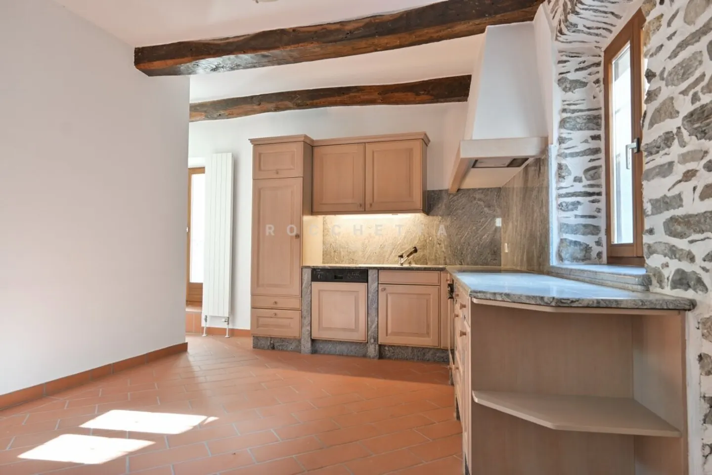 Affascinante casa ticinese con vista - Foto 8 di 15