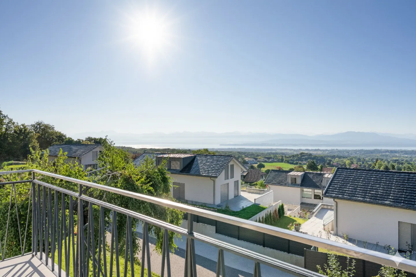 Villa avec vue panoramique + studio indépendant - Photo 1 sur 13