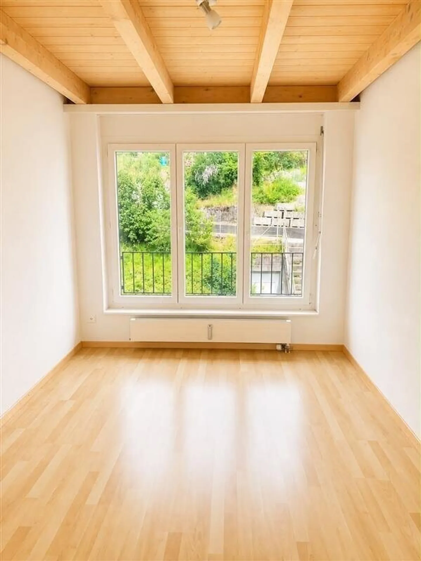 Family apartment seeks new residents - Photo 5 of 11