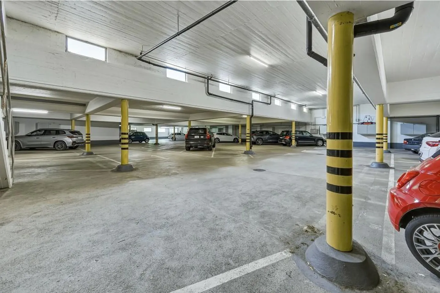 Seltene Anlagegelegenheit: Einstellhalle mit 31 Einstellhallenplätzen - Photo 7 of 13