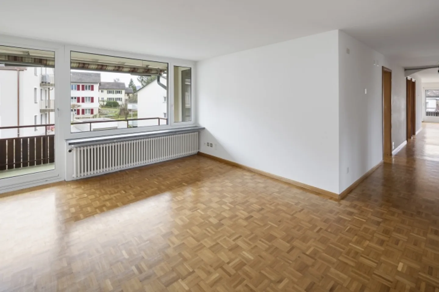 «Rohdiamant an schöner Lage zum Gestalten und Verwirklichen» - Photo 6 of 14