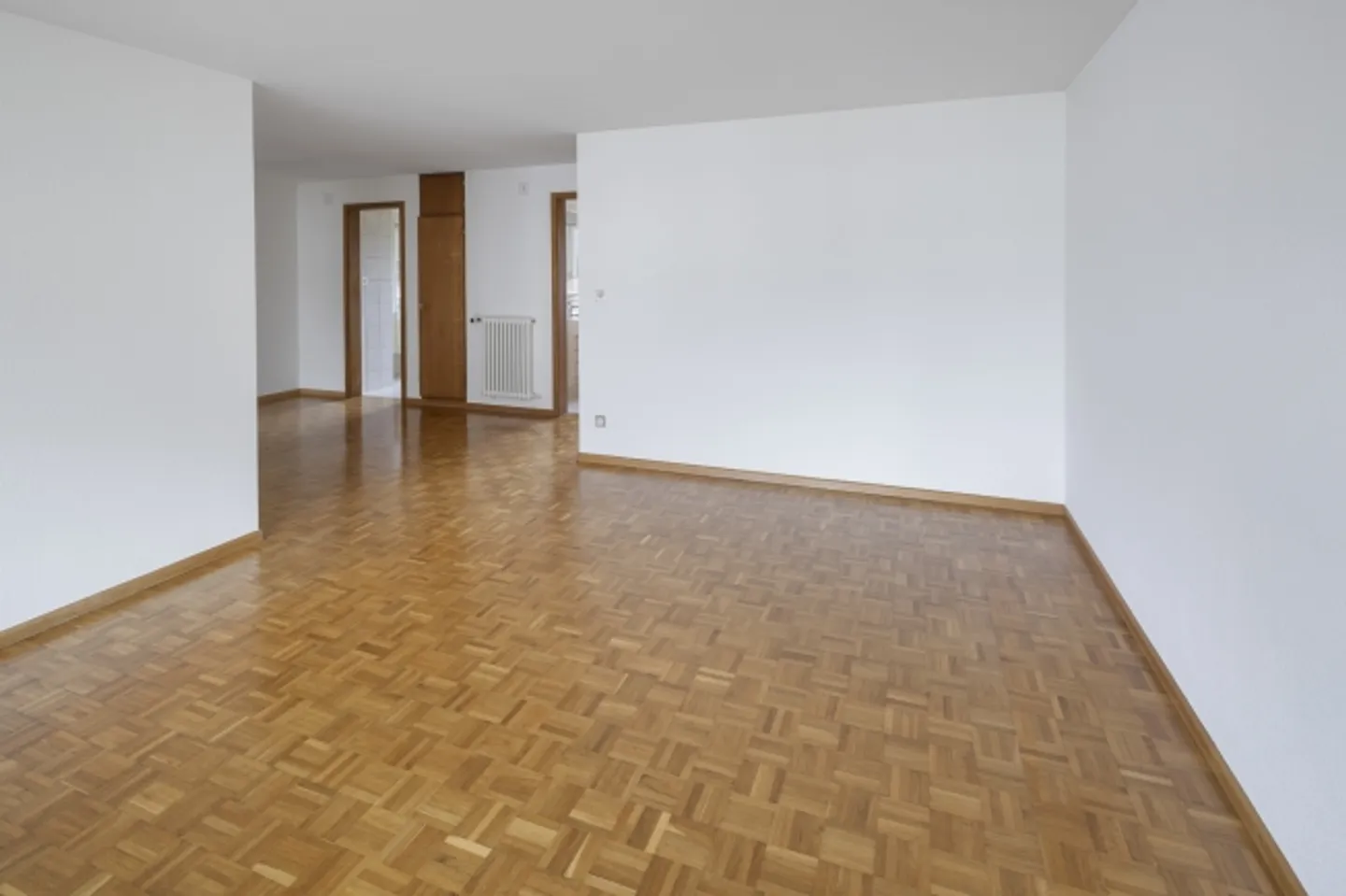 «Rohdiamant an schöner Lage zum Gestalten und Verwirklichen» - Photo 7 of 14