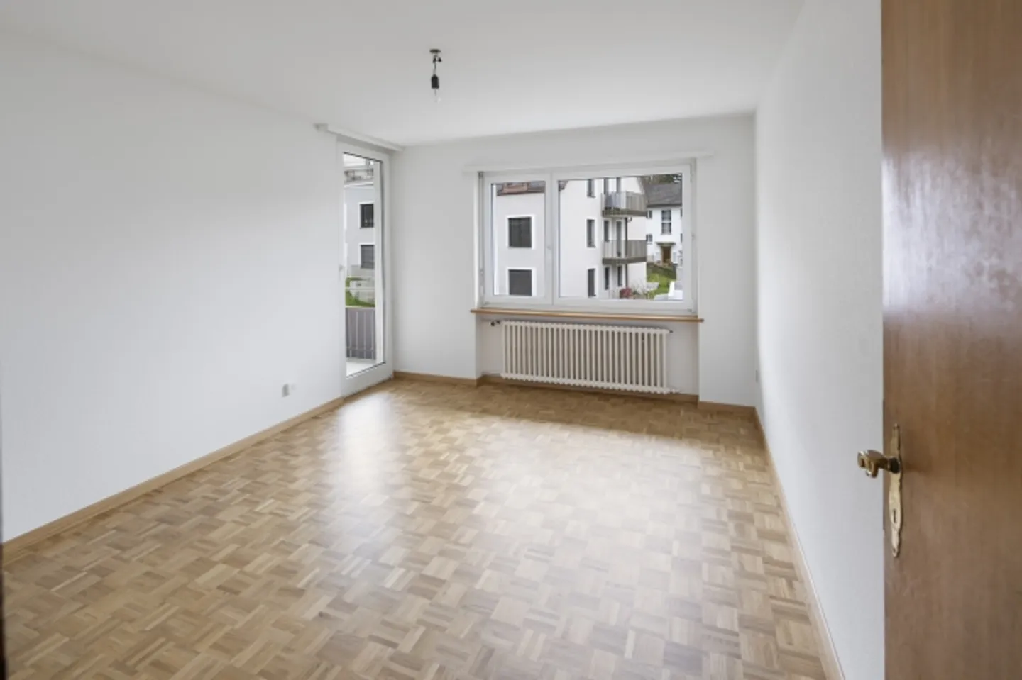 «Rohdiamant an schöner Lage zum Gestalten und Verwirklichen» - Photo 8 of 14