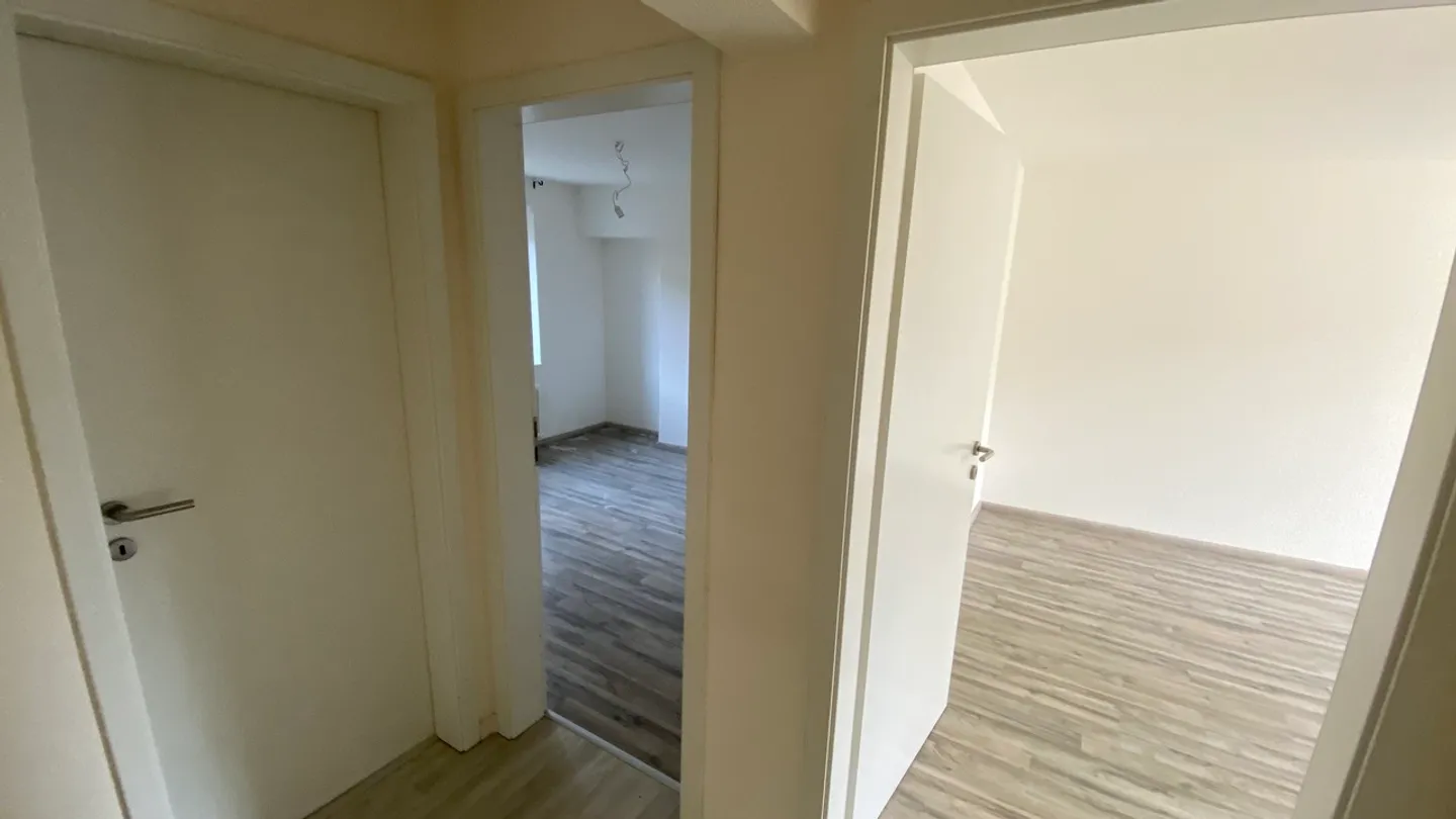 Appartamento al piano terra di 3,5 locali. - Foto 3 di 13