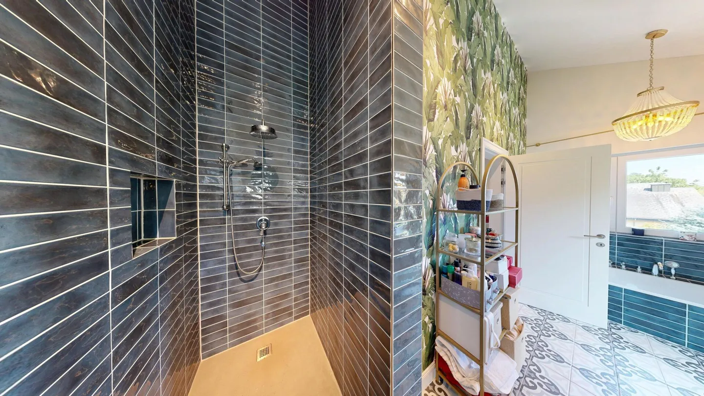 Classic Contemporary Living - Stilvolles 9.5-Zimmer-Einfamilienhaus mit Privatgarten, Swimspa & Smart Home in Veltheim - Foto 14 von 23