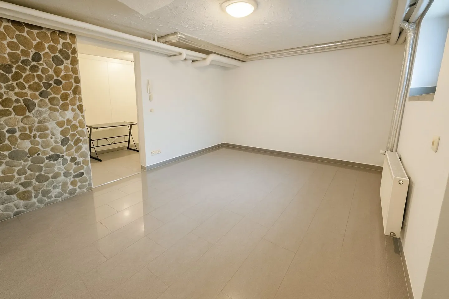Un confortable appartement 1 pièce à louer à l'idyllique Blumenrain 51 - Photo 2 sur 6