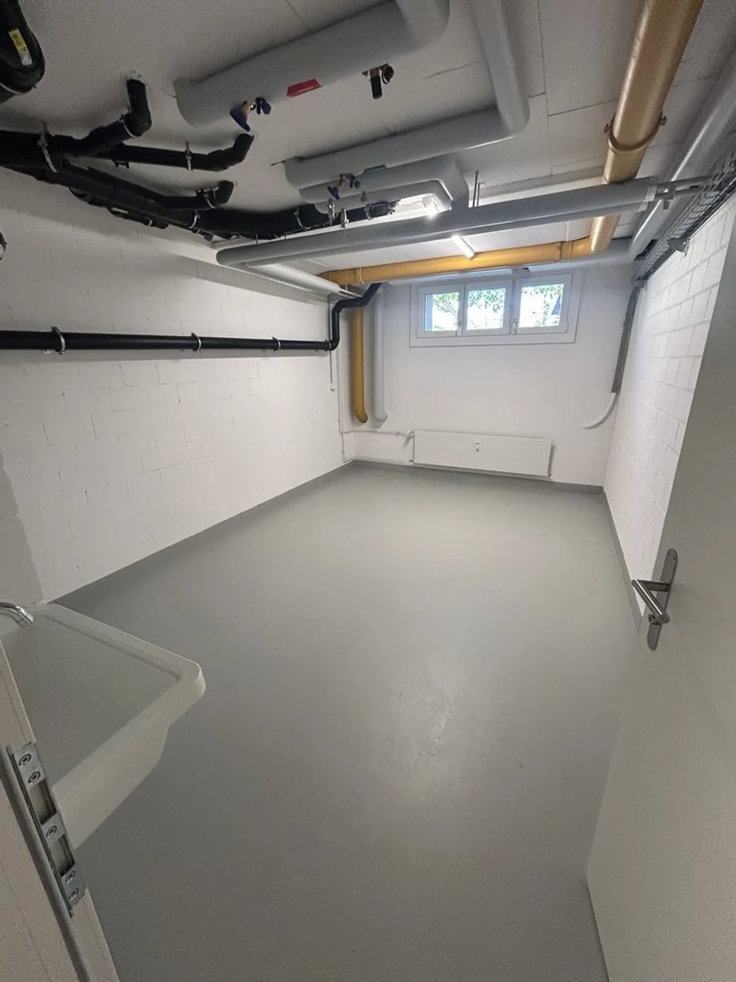 Renovated Creative Space - Photo 2 of 3