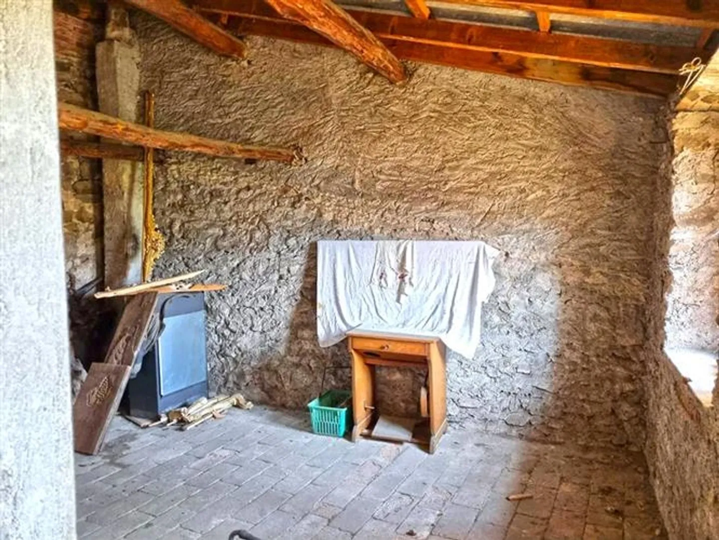 MORCOTE - BELLE MAISON INDIVIDUELLE - 7.5 PIÈCES - Photo 1 sur 6