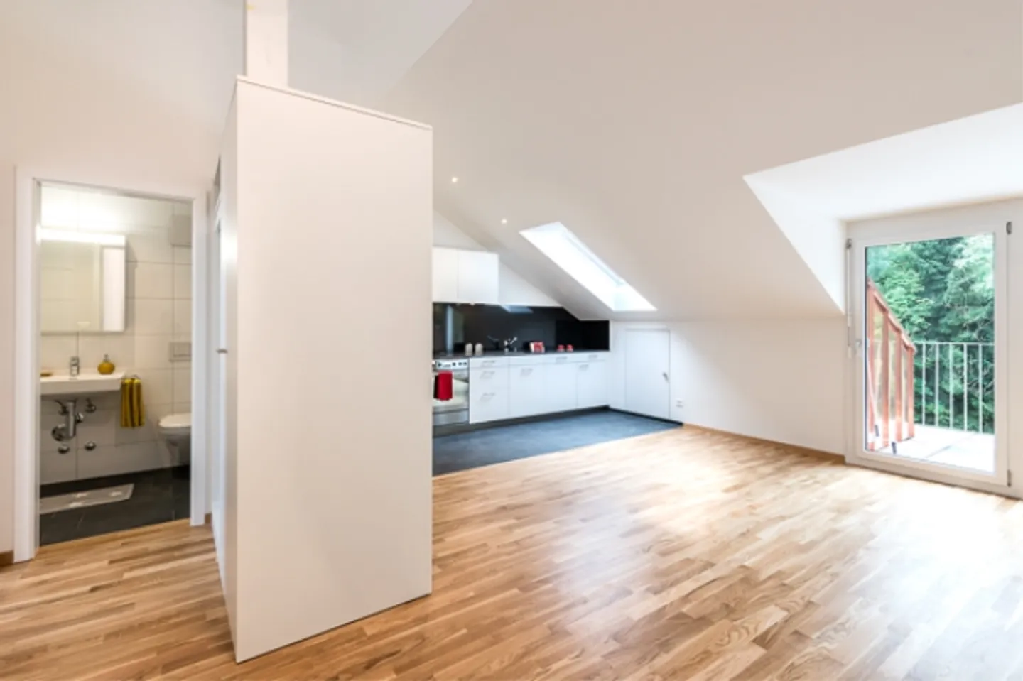 Wohnung mieten - Foto 2 von 8