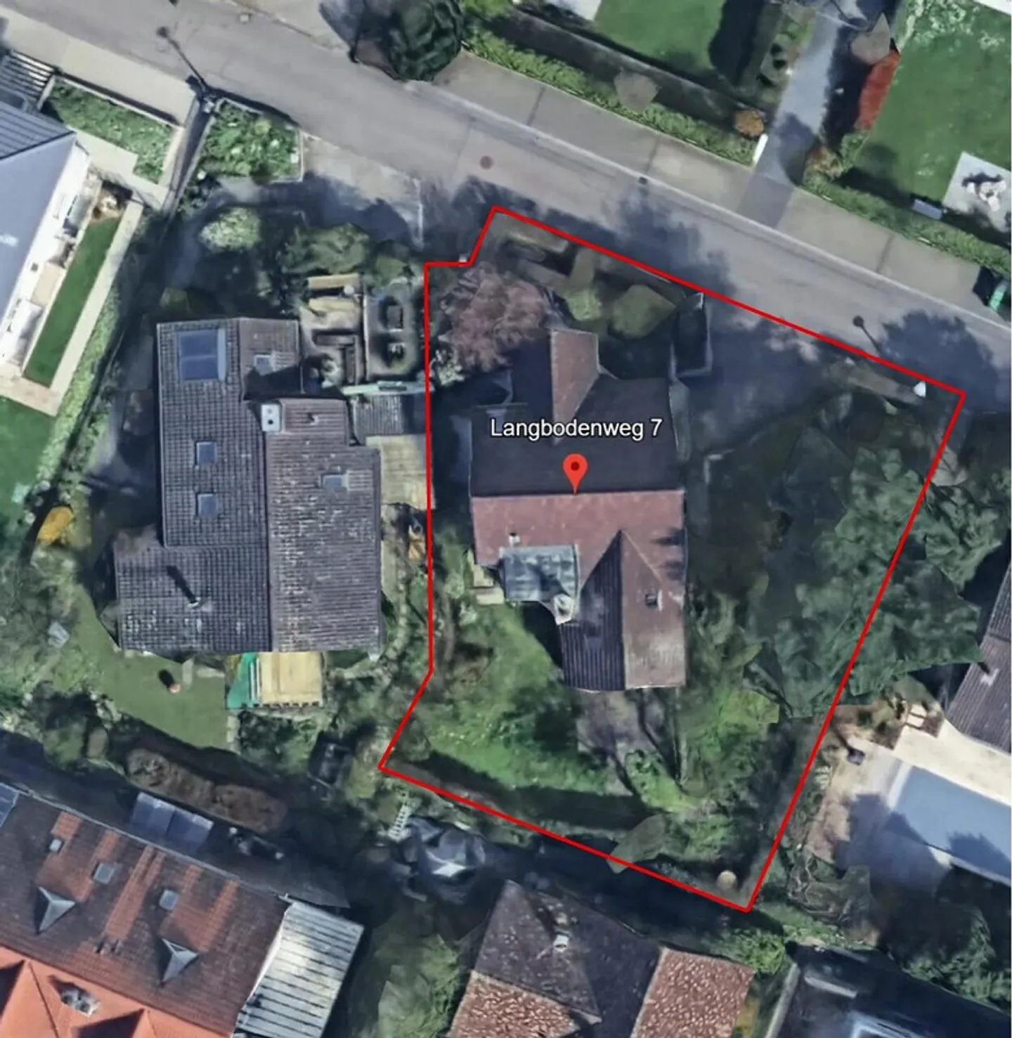Propriété individuelle comme objet de rénovation ou parcelle de terrain à bâtir - Photo 1 sur 24