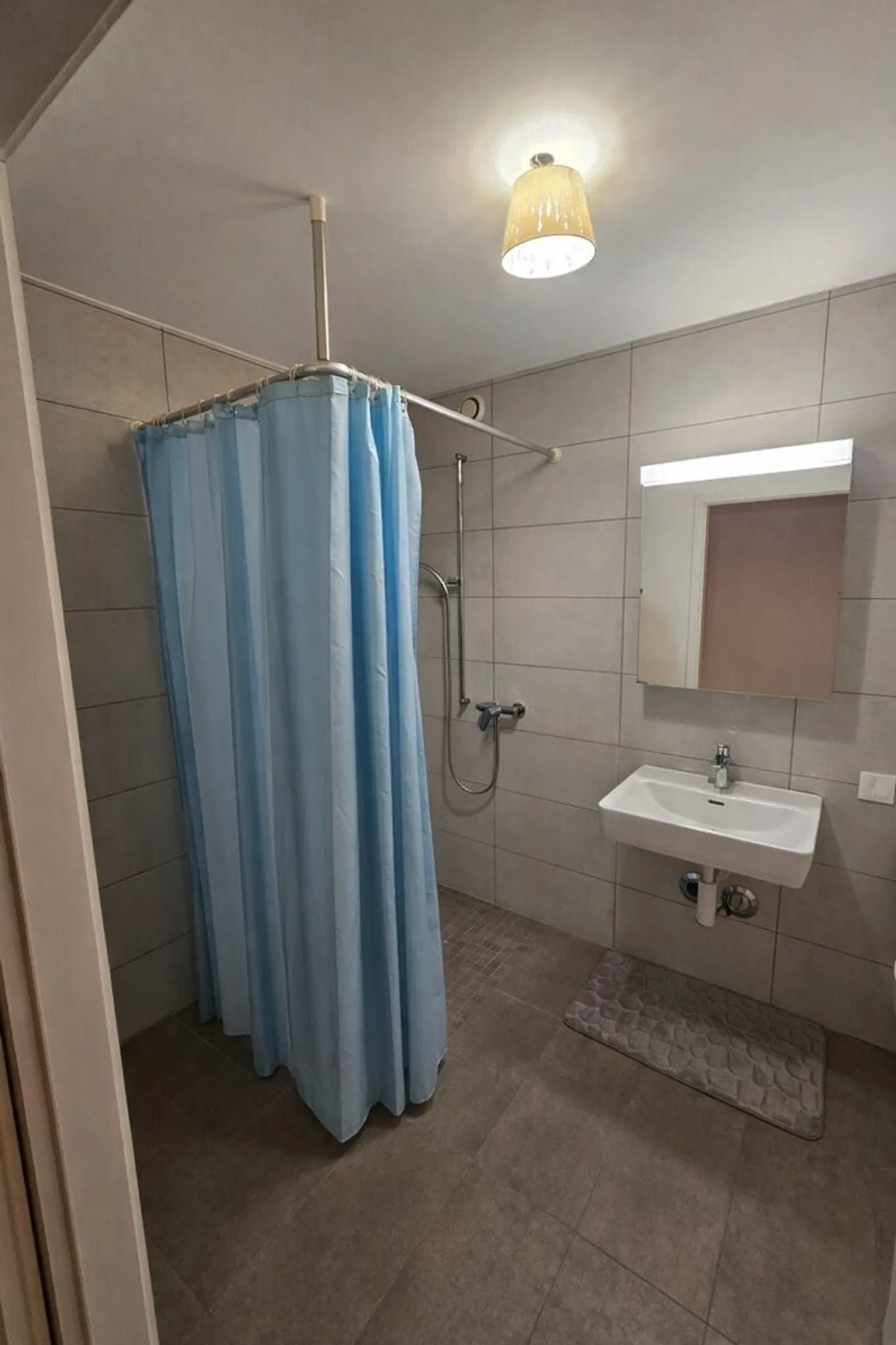 Appartamento di 2,5 stanze al piano interrato - Foto 4 di 4