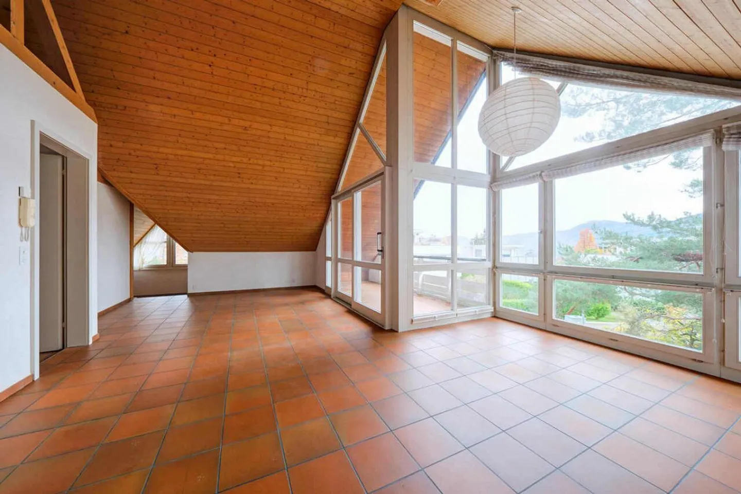 Propriété individuelle comme objet de rénovation ou parcelle de terrain à bâtir - Photo 17 sur 24