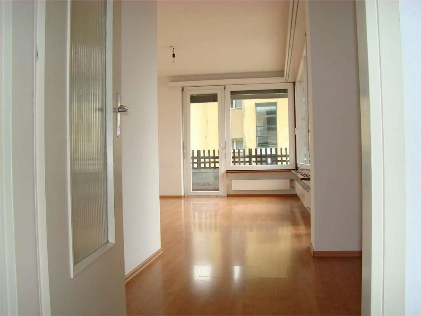 Appartamento spazioso con vista lago - Foto 6 di 13