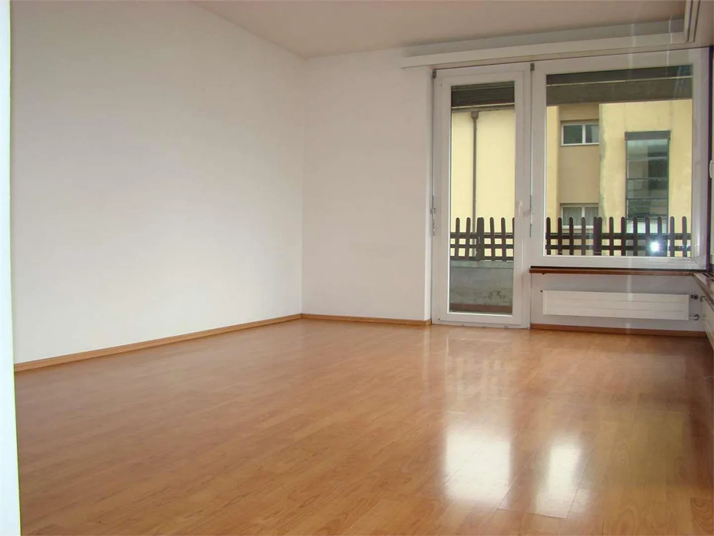 Appartamento spazioso con vista lago - Foto 9 di 13