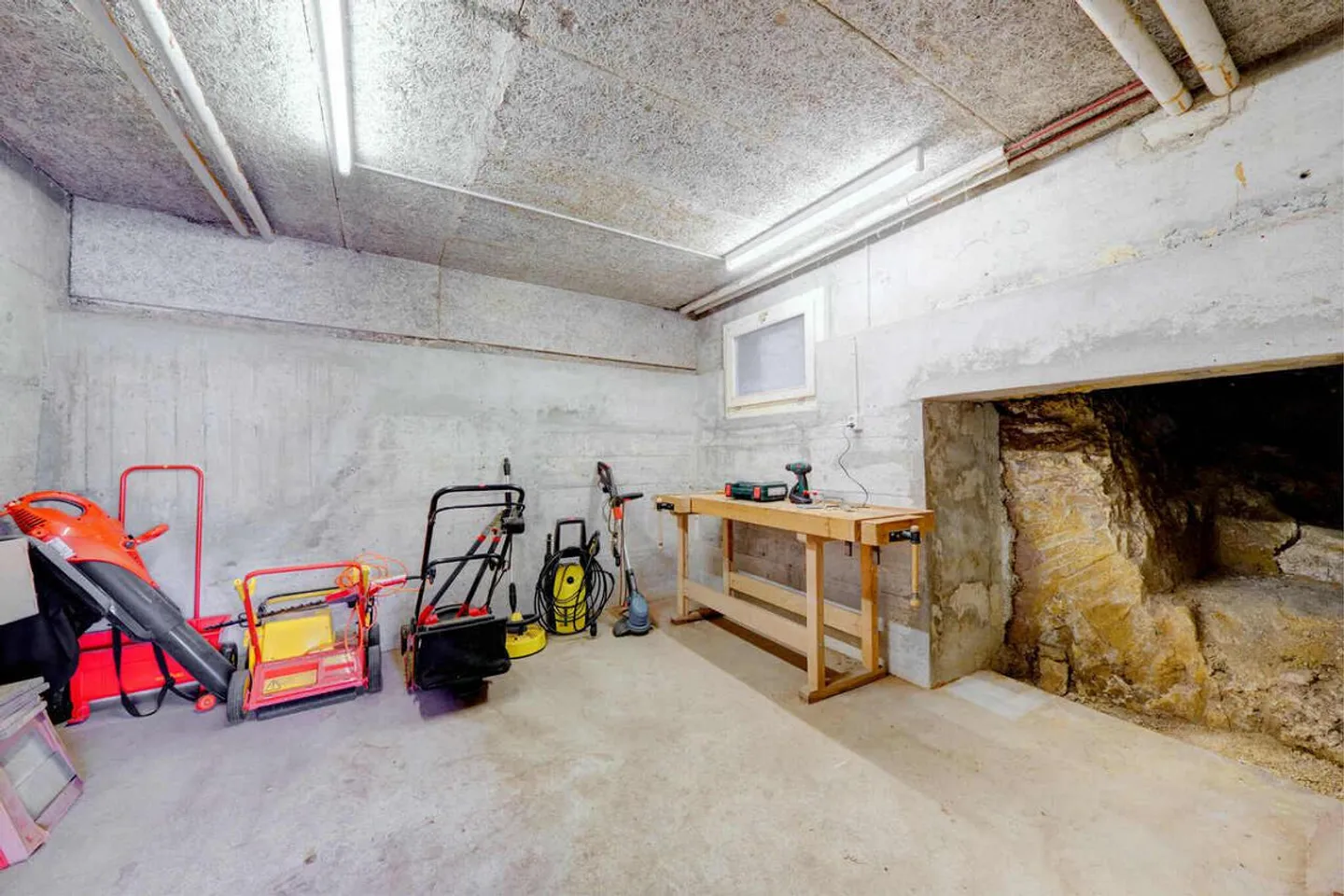 Propriété individuelle comme objet de rénovation ou parcelle de terrain à bâtir - Photo 24 sur 24